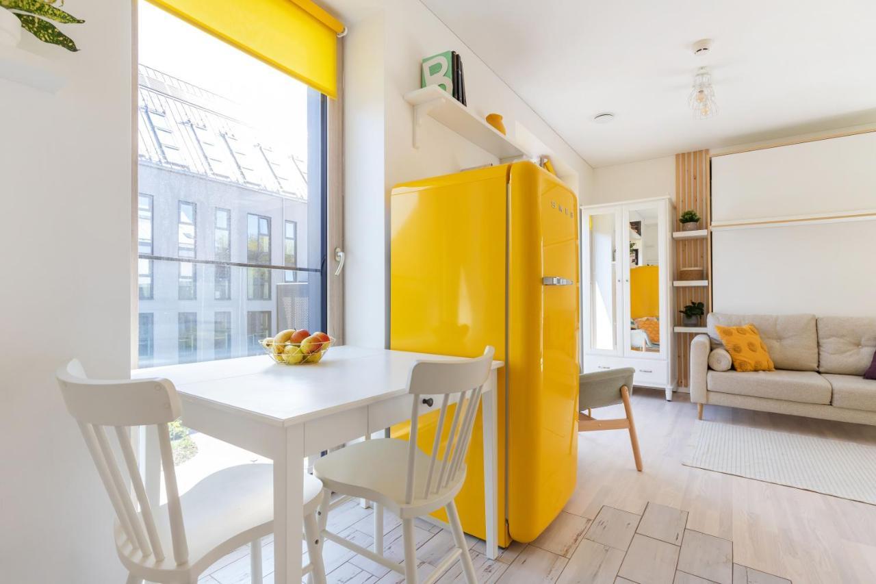 Yellow Studio Paupys Apartment วิลนีอุส ภายนอก รูปภาพ