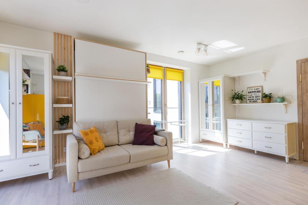 Yellow Studio Paupys Apartment วิลนีอุส ภายนอก รูปภาพ